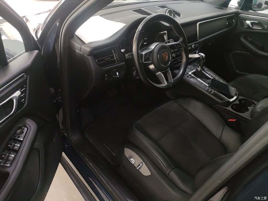 Porsche Macan, 2022 15