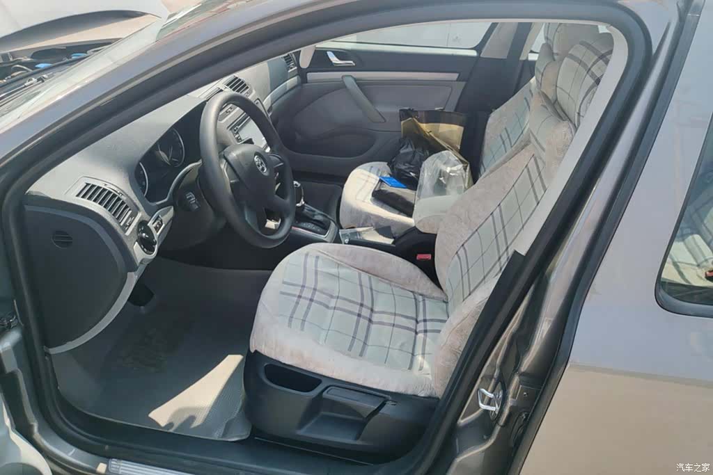 Skoda Octavia, 2014 9
