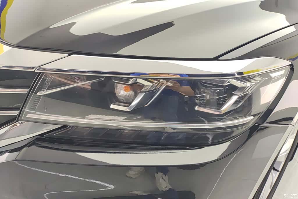 Volkswagen Passat, 2022 все фото