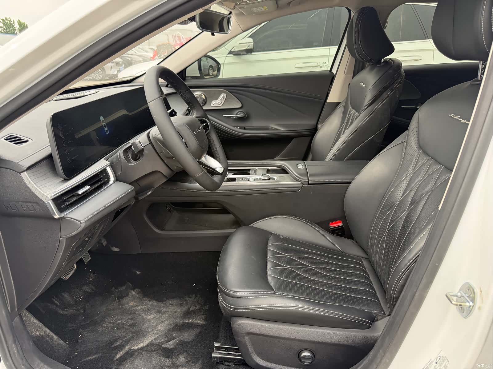 Chery Arrizo 8, 2023 4