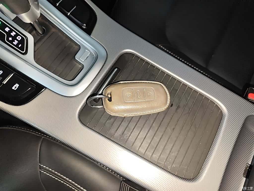 Geely Emgrand, 2019 9