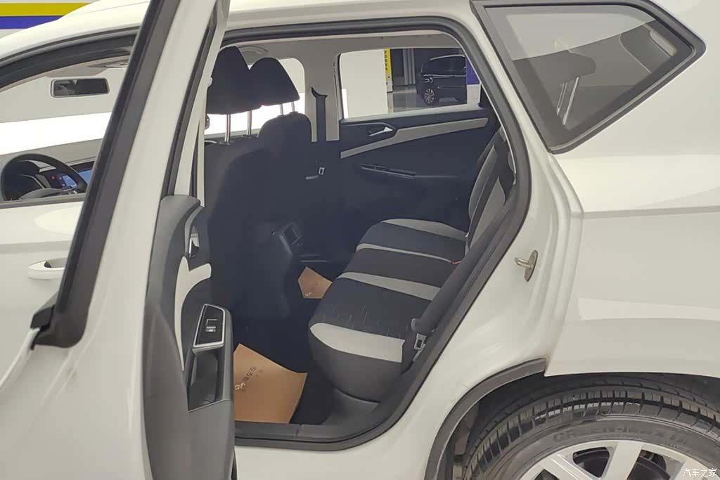 Volkswagen VS5, 2024 11