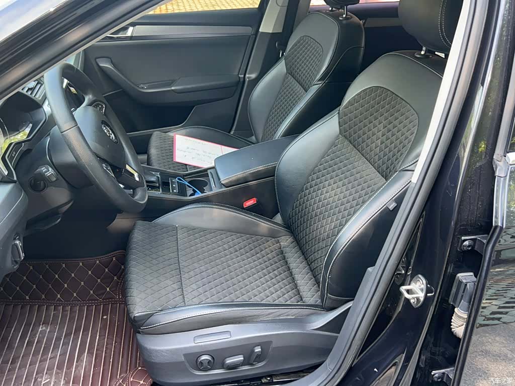 Skoda Superb, 2018 9