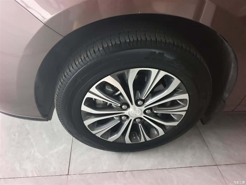 Buick GL8, 2020 23