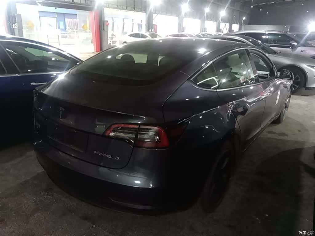 Tesla Model 3, 2021 7