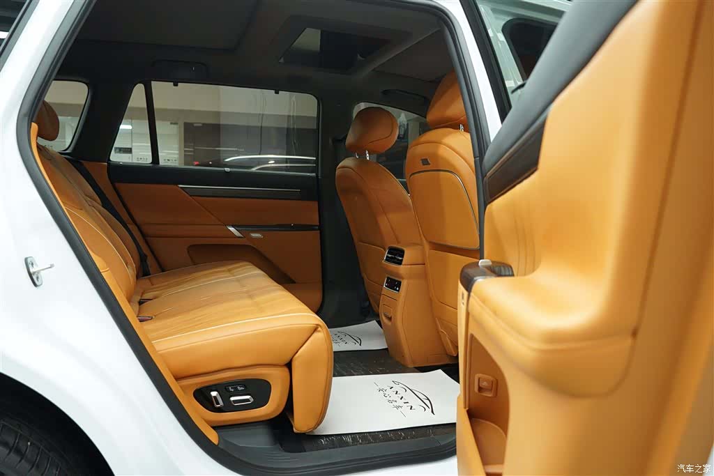 DongFeng eπ008, 2024 12
