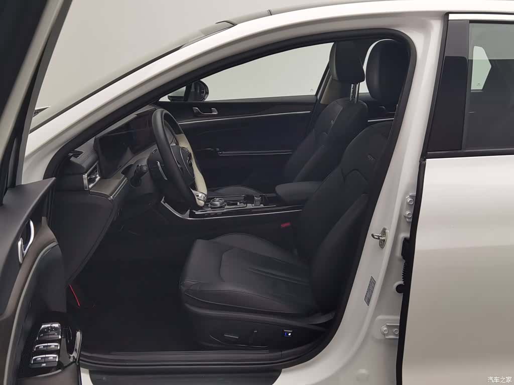 Kia K5, 2021 10