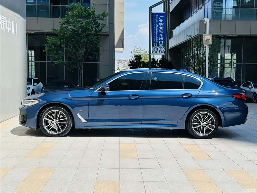 BMW 5 Series, 2021 4