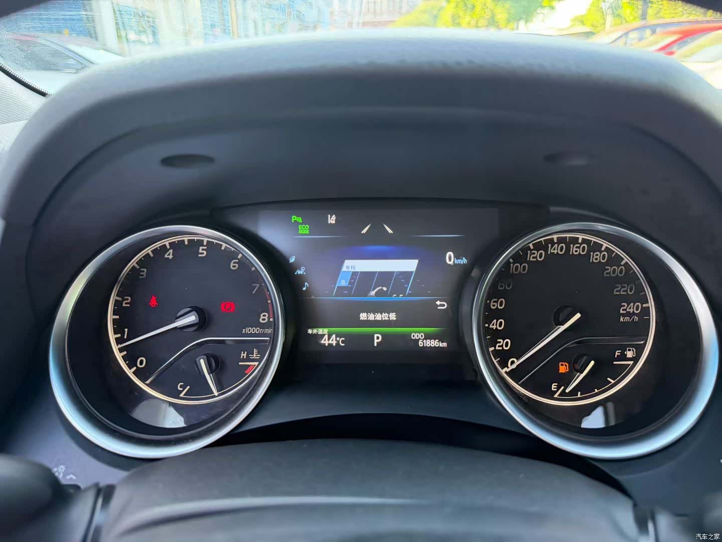 Toyota Camry, 2019 3