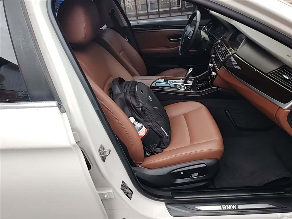 BMW 5 Series, 2015 25