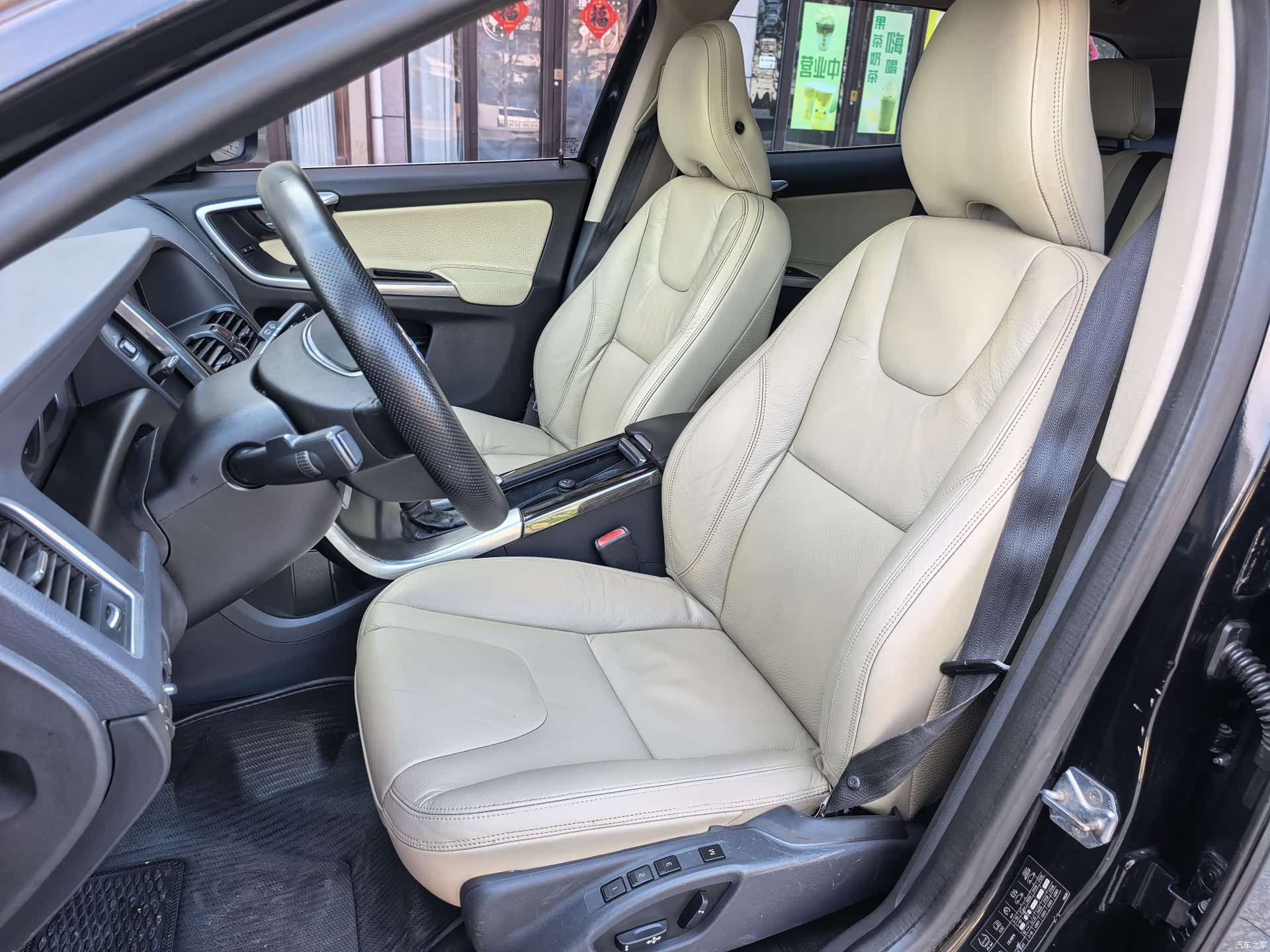 Volvo XC60, 2014 11