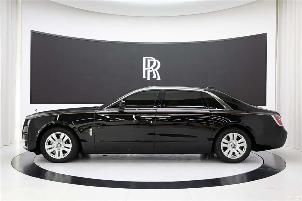 Rolls-Royce Ghost, 2021 7