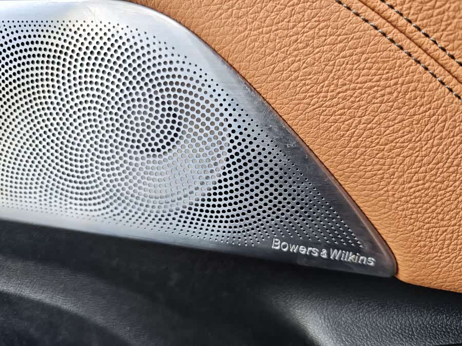 BMW 5 Series 2019, фото 16