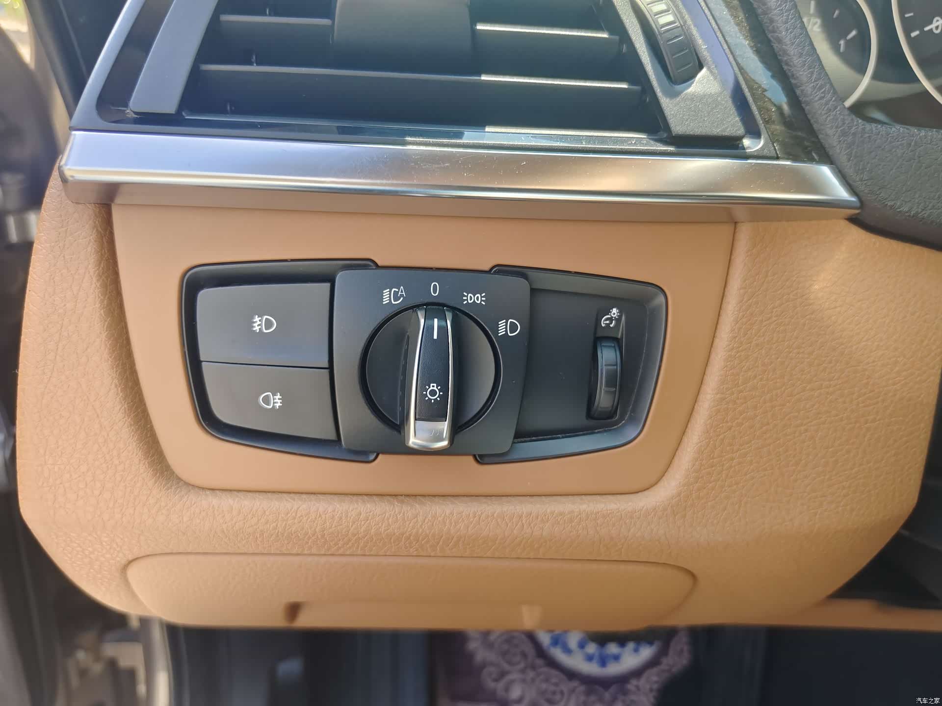 BMW 3 Series, 2015 13