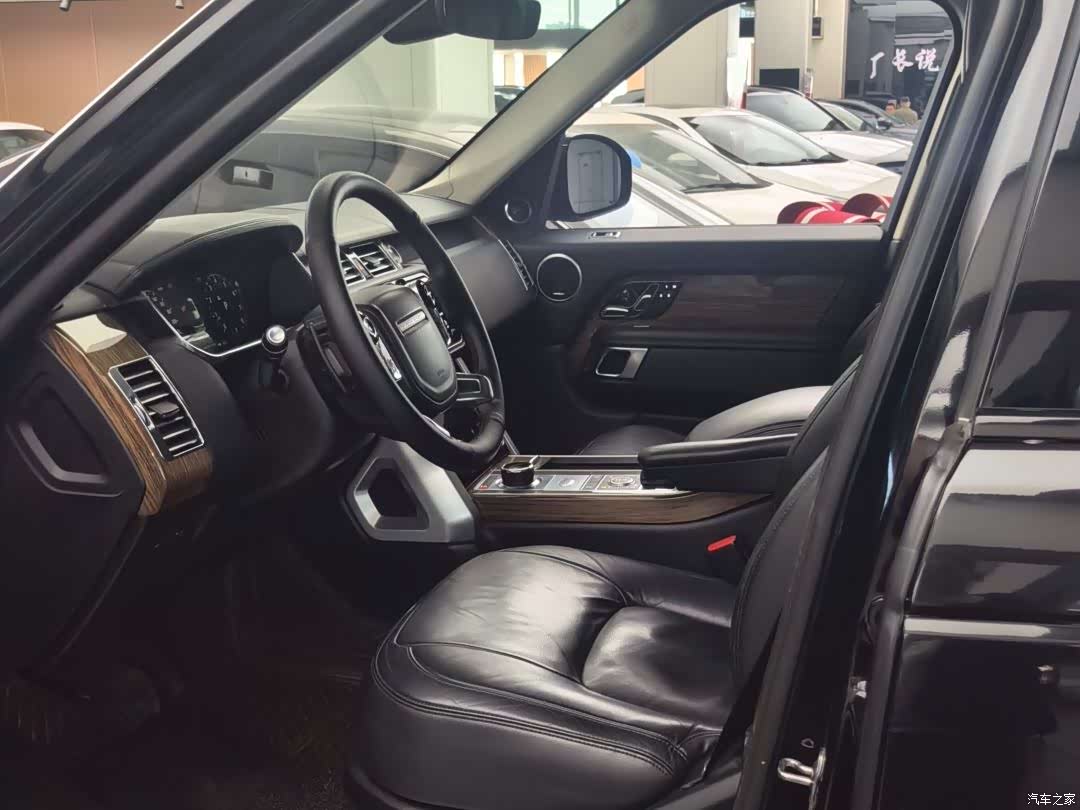 Land Rover Range Rover, 2019 12