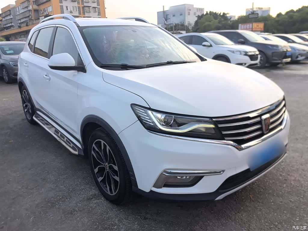 Roewe RX5, 2017 4