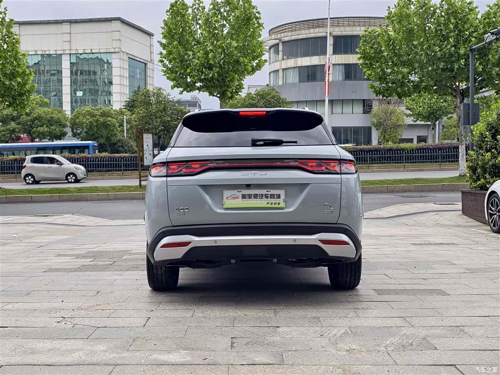 BYD Song, 2025 10