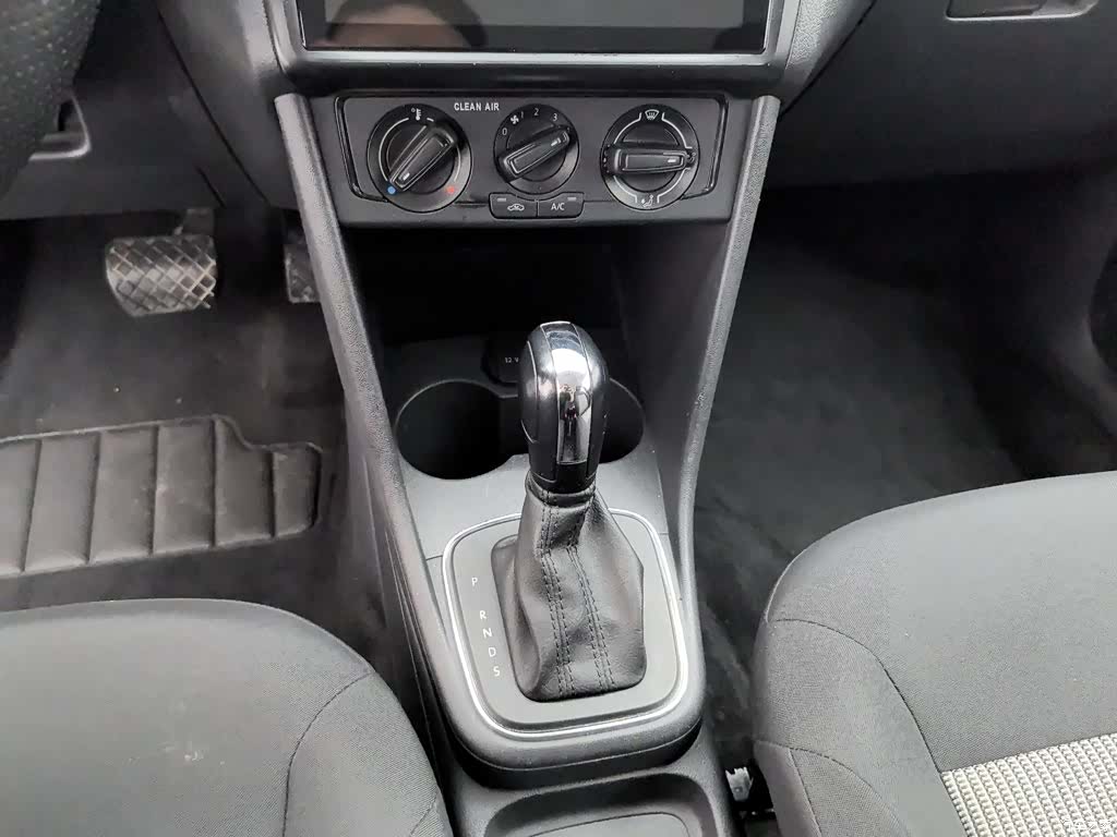 Volkswagen Polo, 2019 13