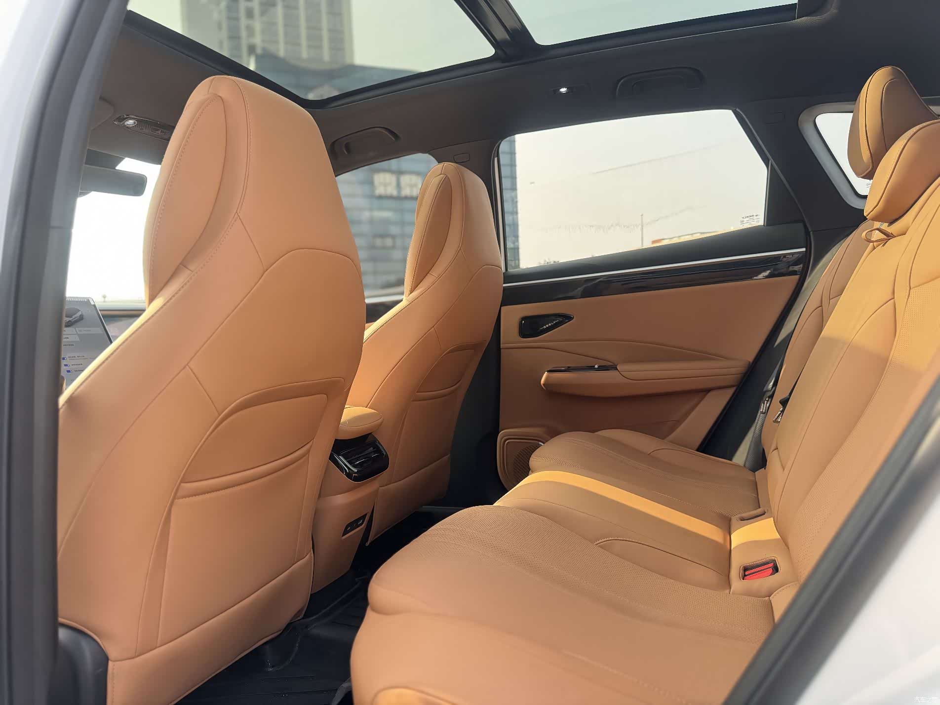 Geely Galaxy L7, 2025 6