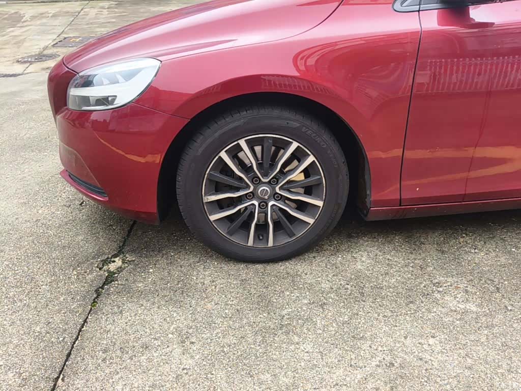 Volvo V40, 2017 23