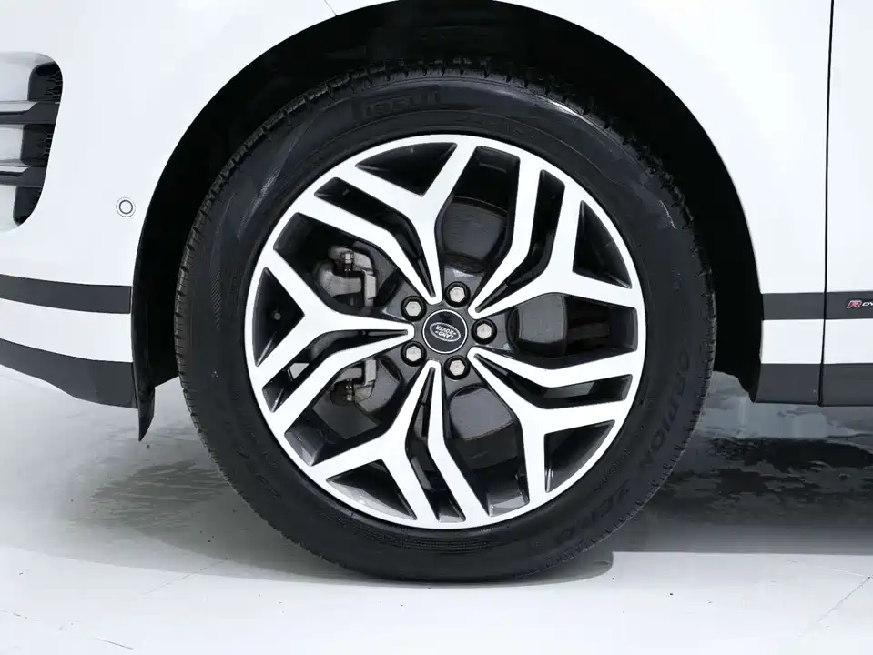 Land Rover Range Rover Aurora