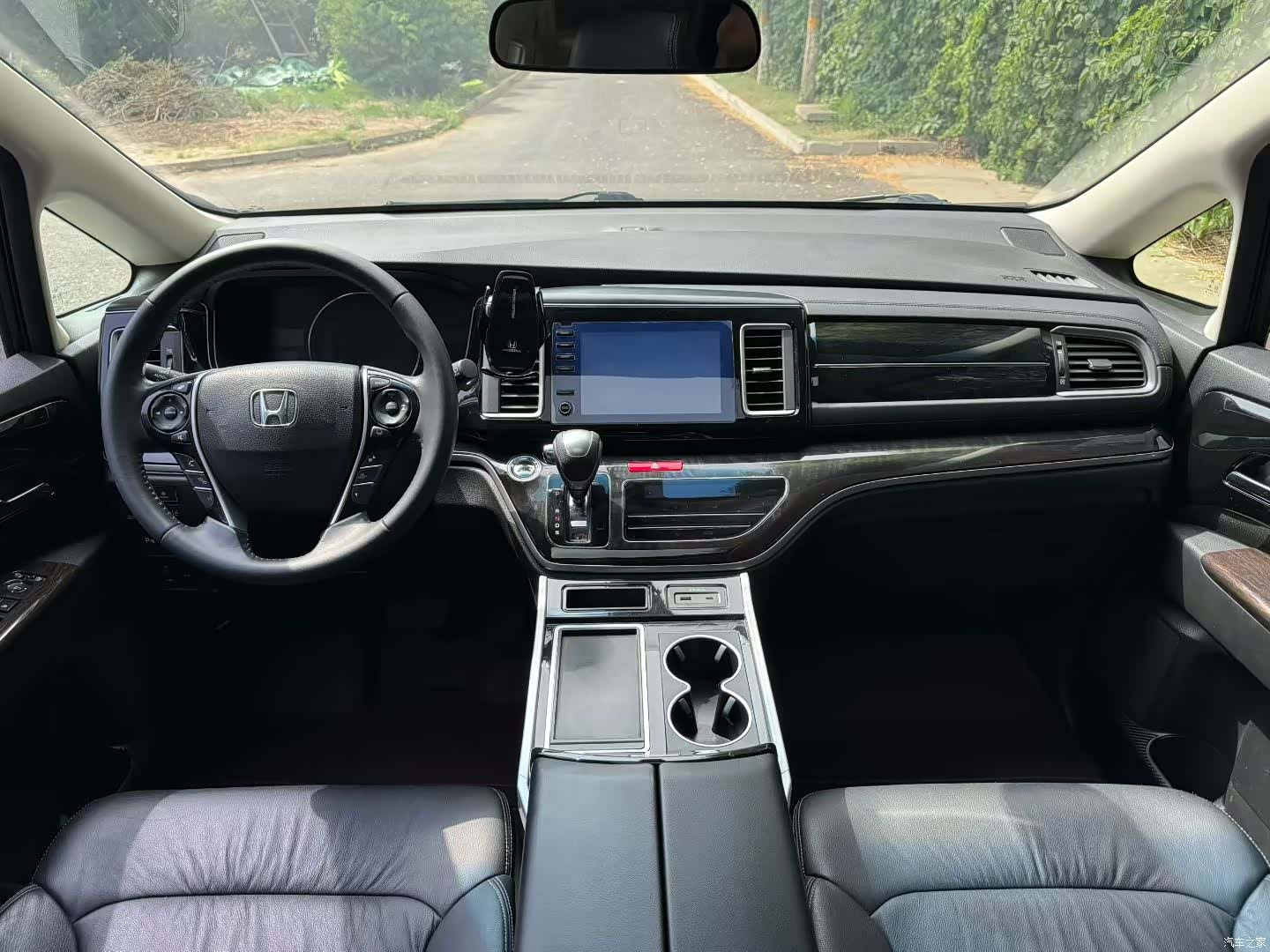 Honda Elysion, 2020 7