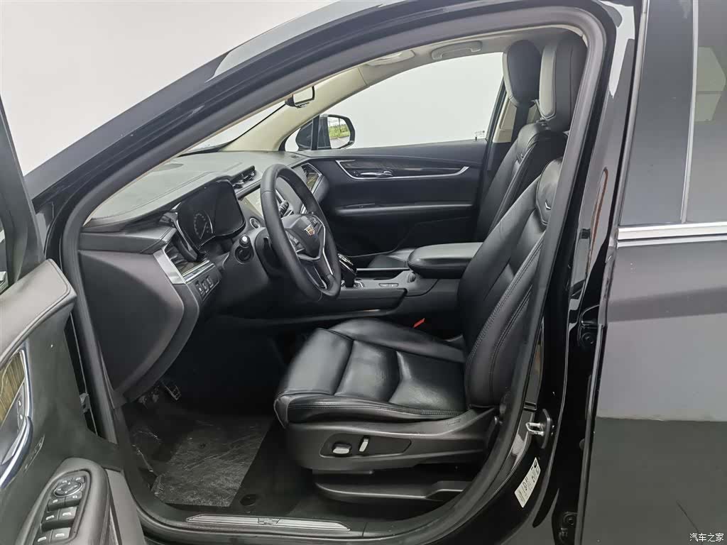 Cadillac XT5, 2018 10