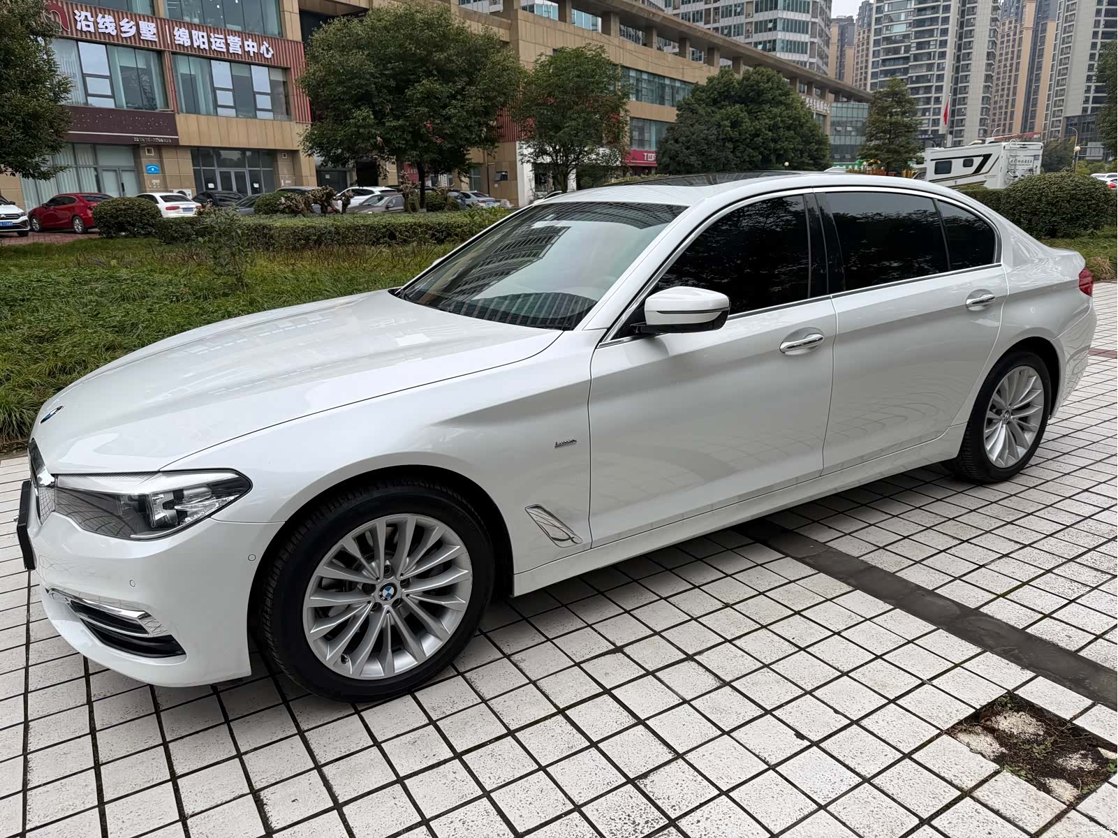BMW 5 Series, 2018 4