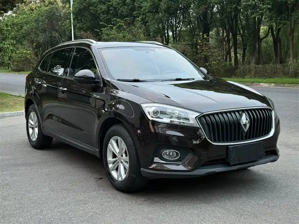 Borgward BX7