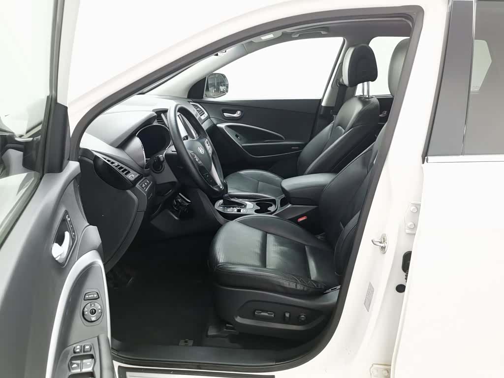 Hyundai 7, 2013 10