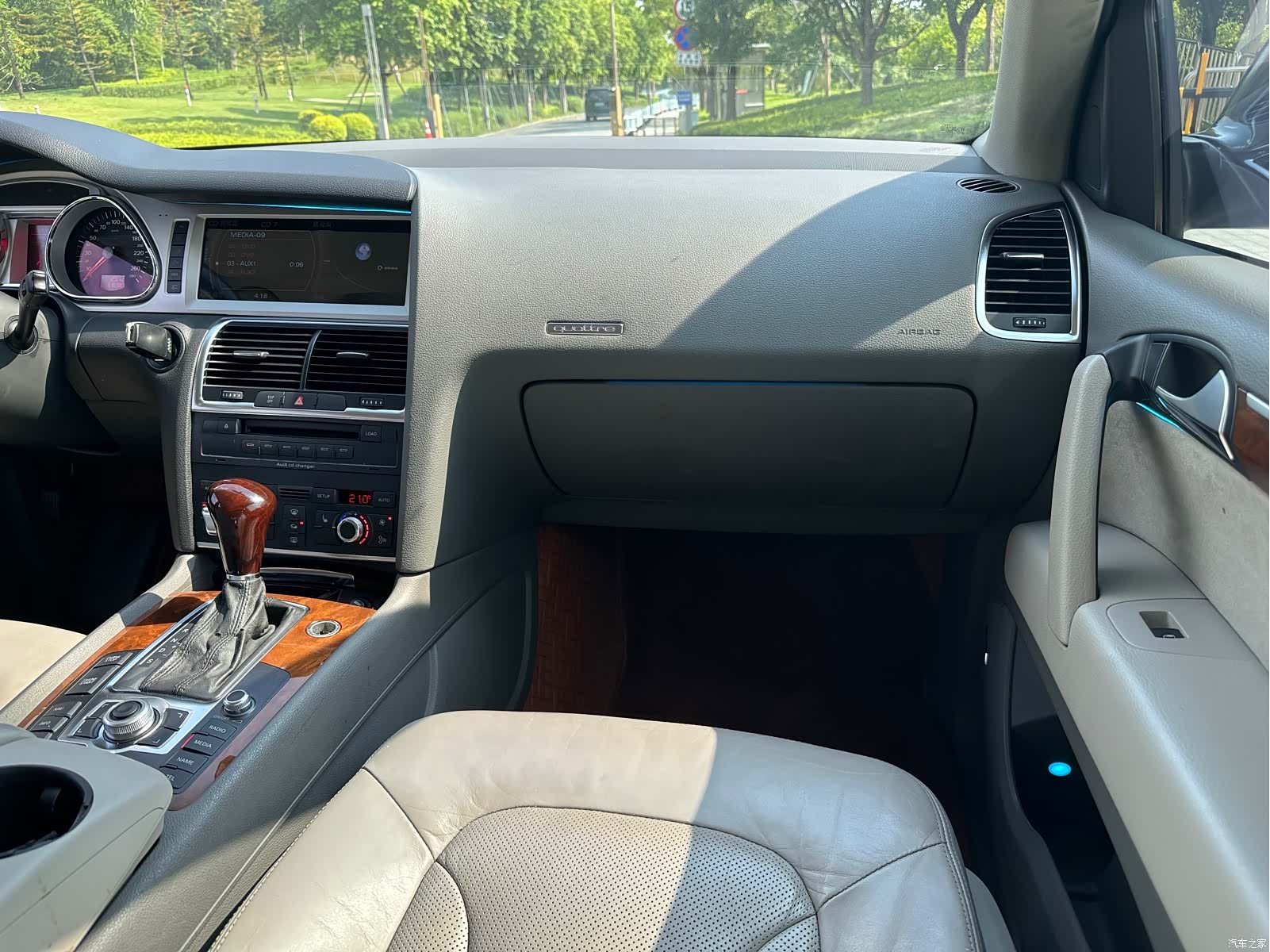 Audi Q7, 2009 9