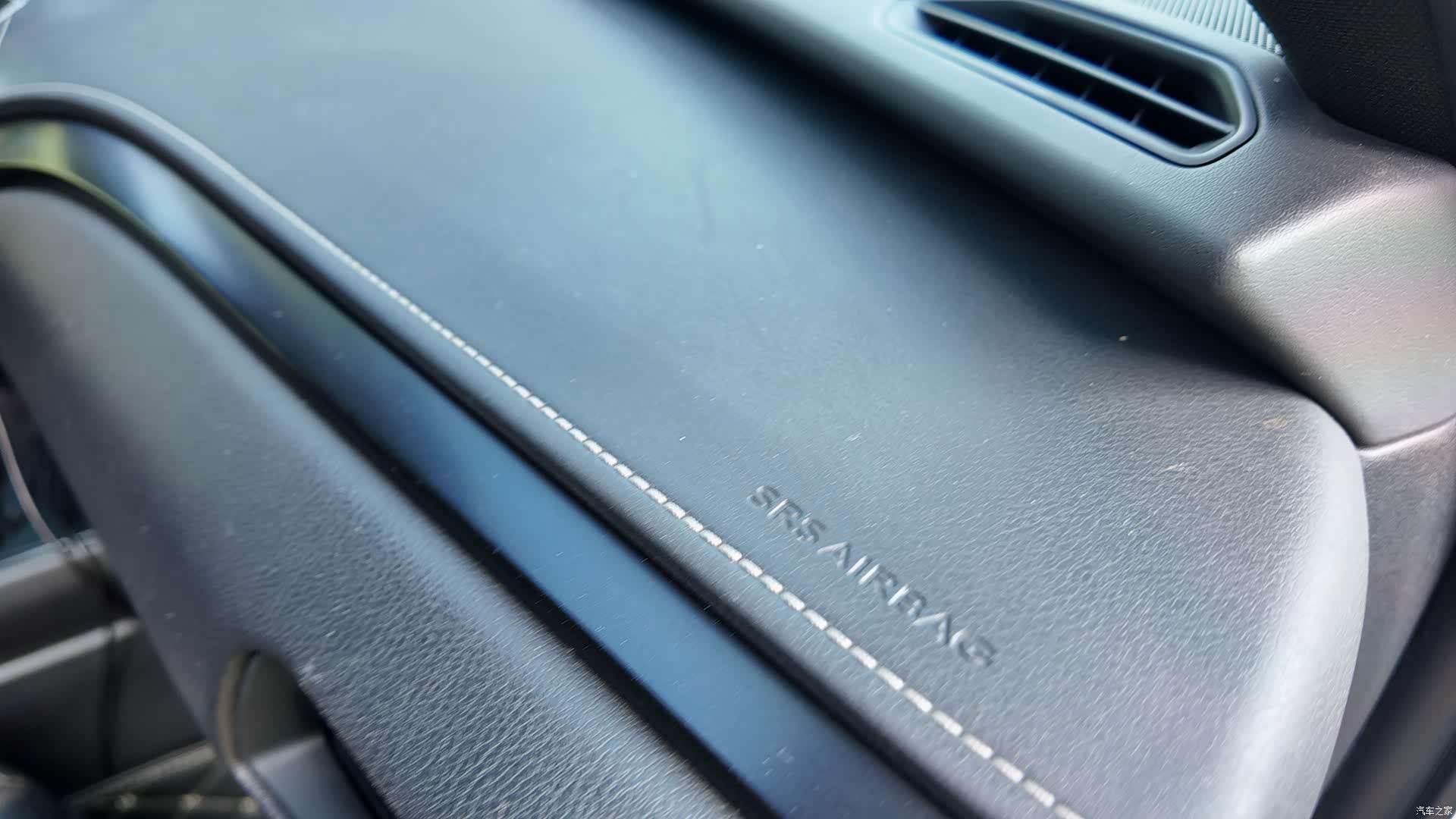 Lexus UX, 2019 26