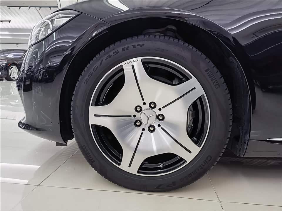 Mercedes-Benz Maybach S-class