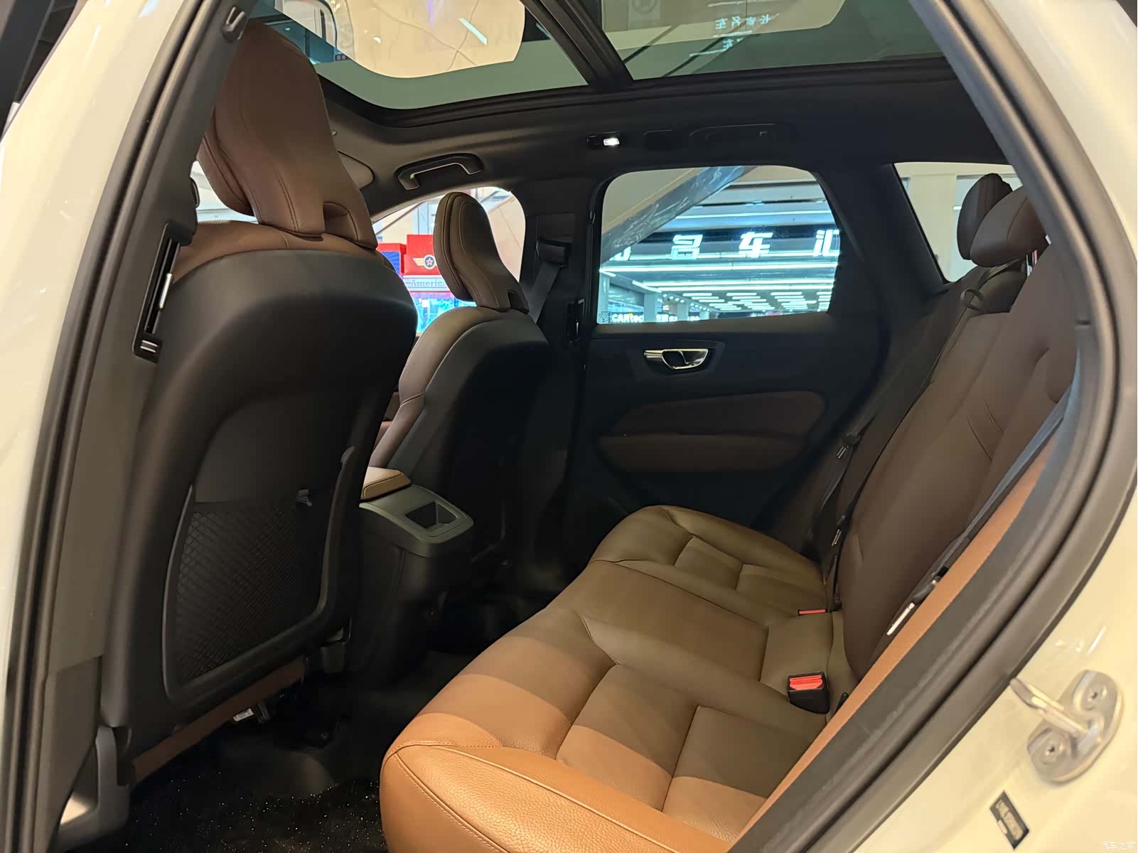 Volvo XC60, 2024 10