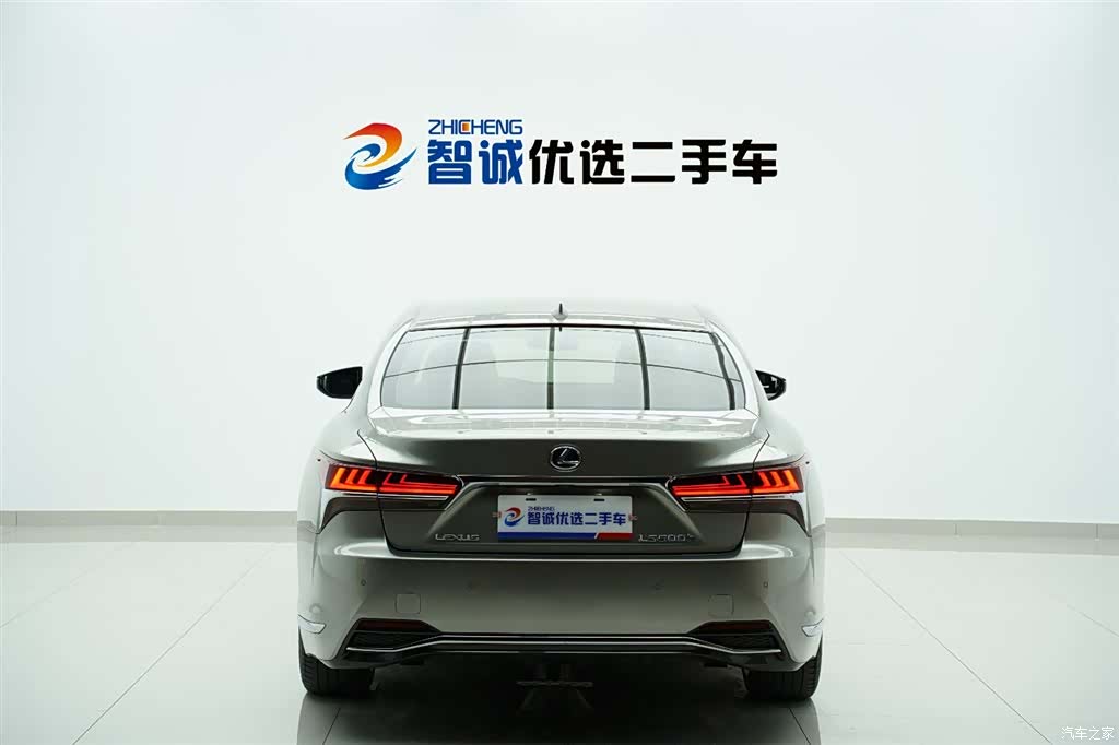 Lexus LS, 2018 все фото