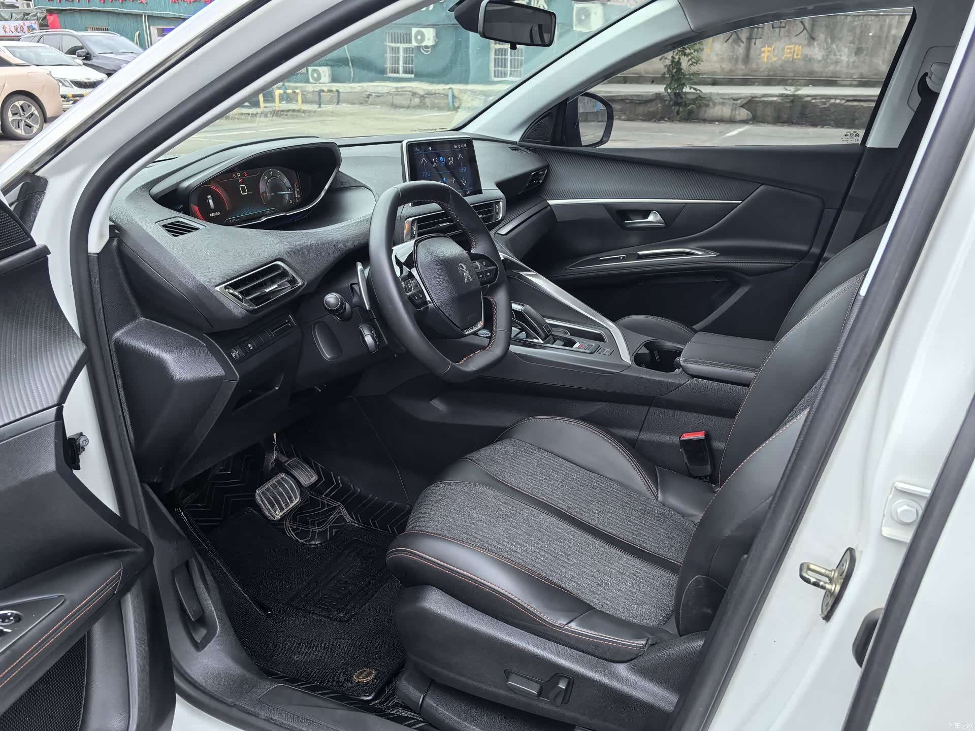 Peugeot 5008, 2019 10