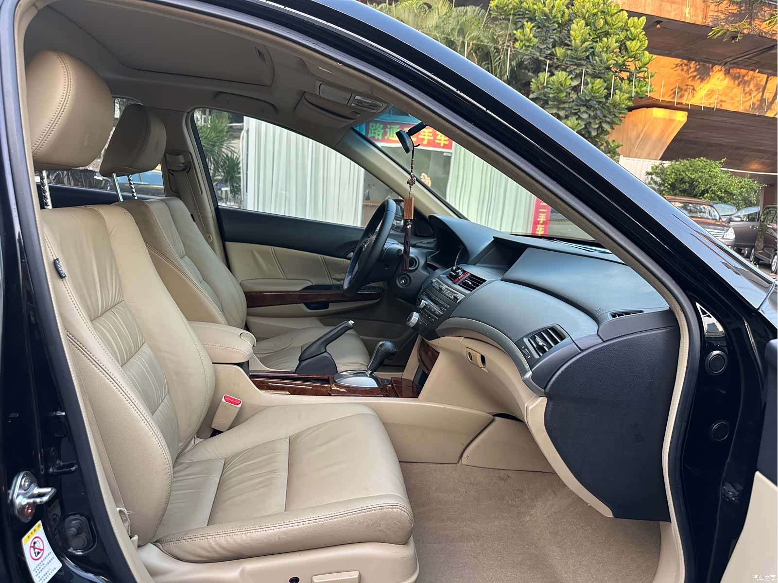 Honda Accord, 2011 16