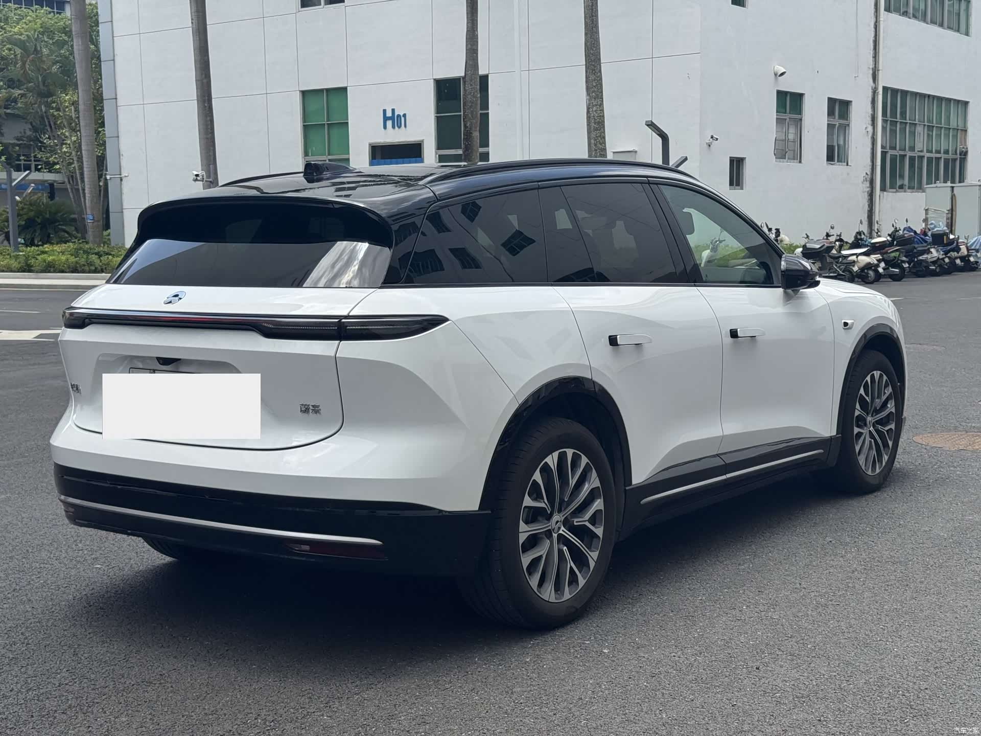 NIO ES6, 2025 4