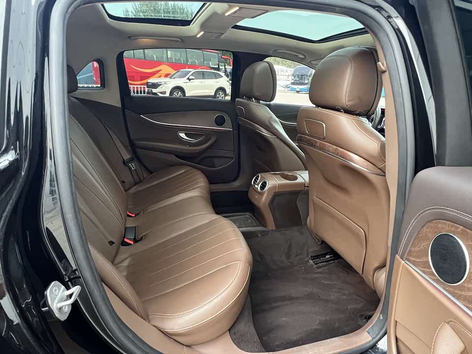 Mercedes-Benz E-class Mercedes-Benz E-class