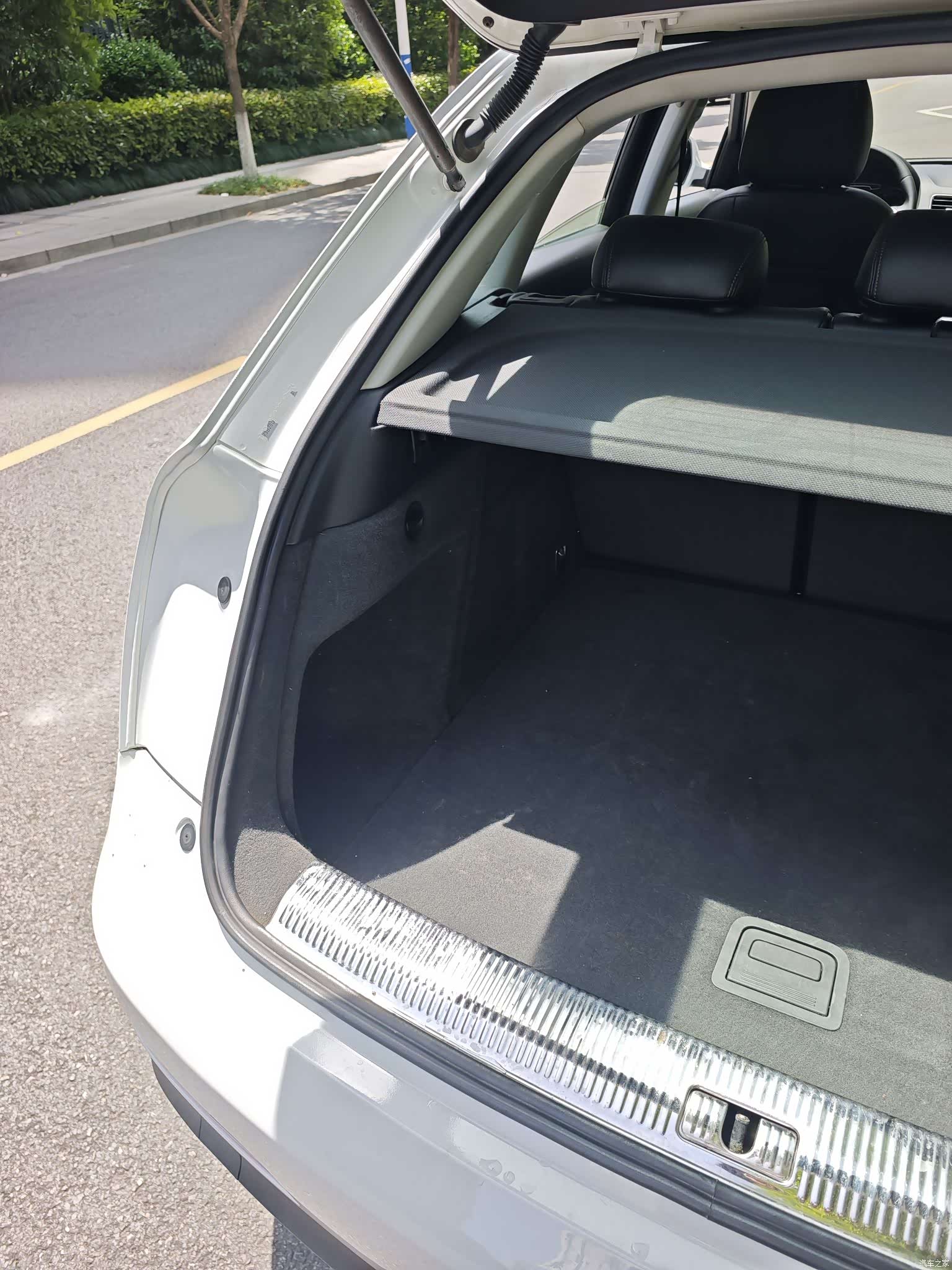 Audi Q3, 2013 23