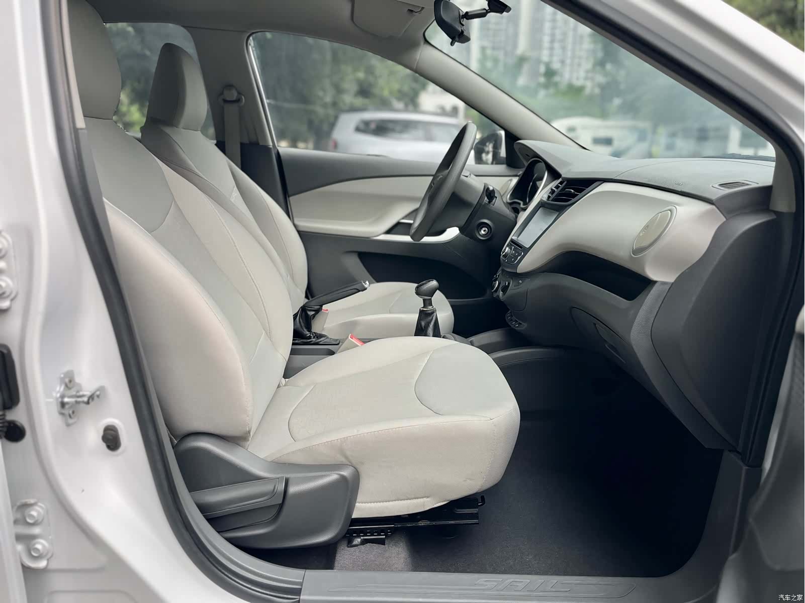 Chevrolet 3, 2016 12
