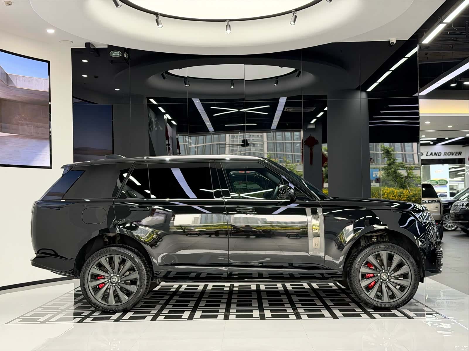 Land Rover Range Rover, 2024 3