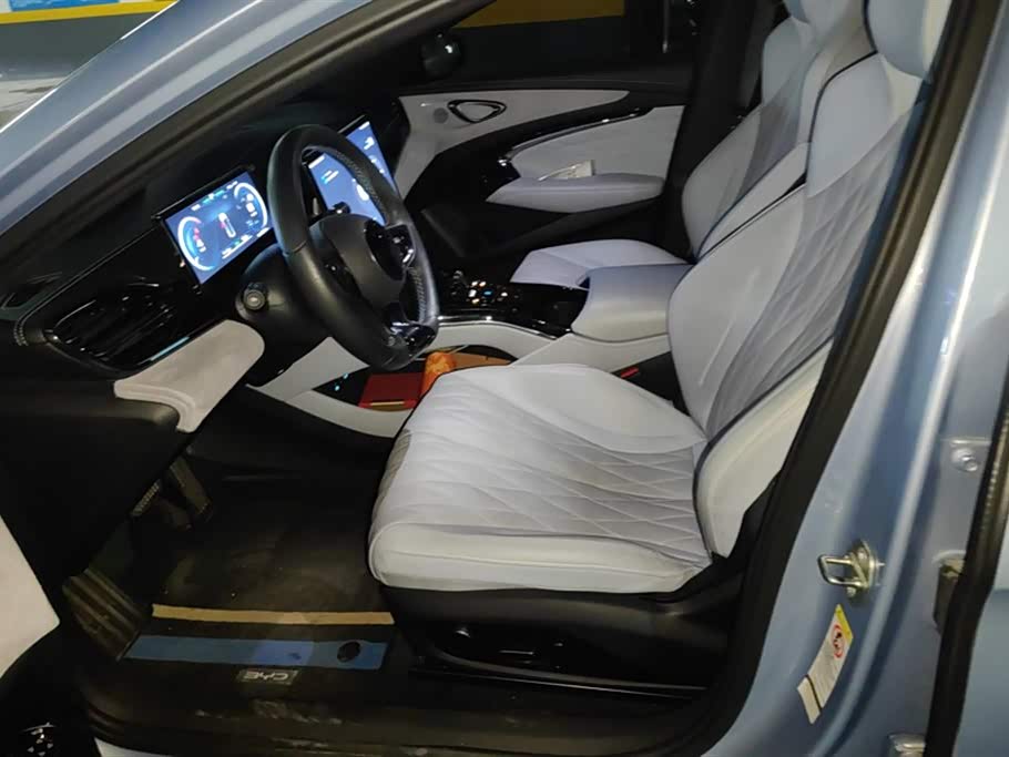 BYD seal
