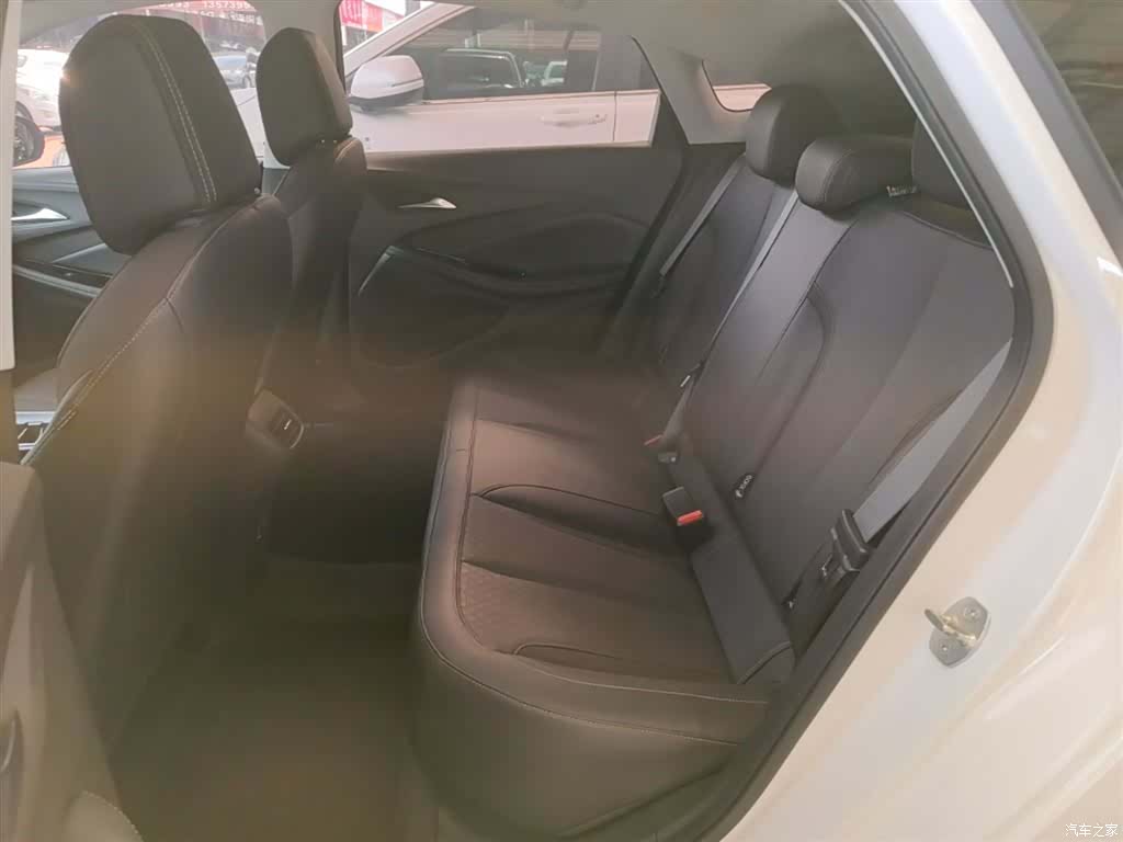 Buick Verano, 2023 17