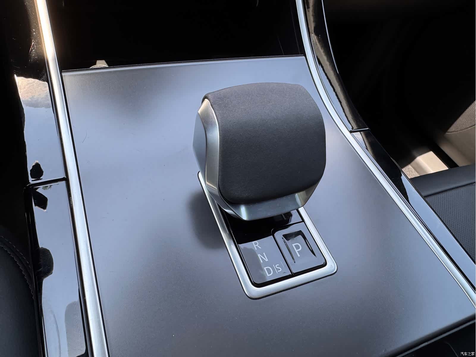 Land Rover Range Rover, 2023 11