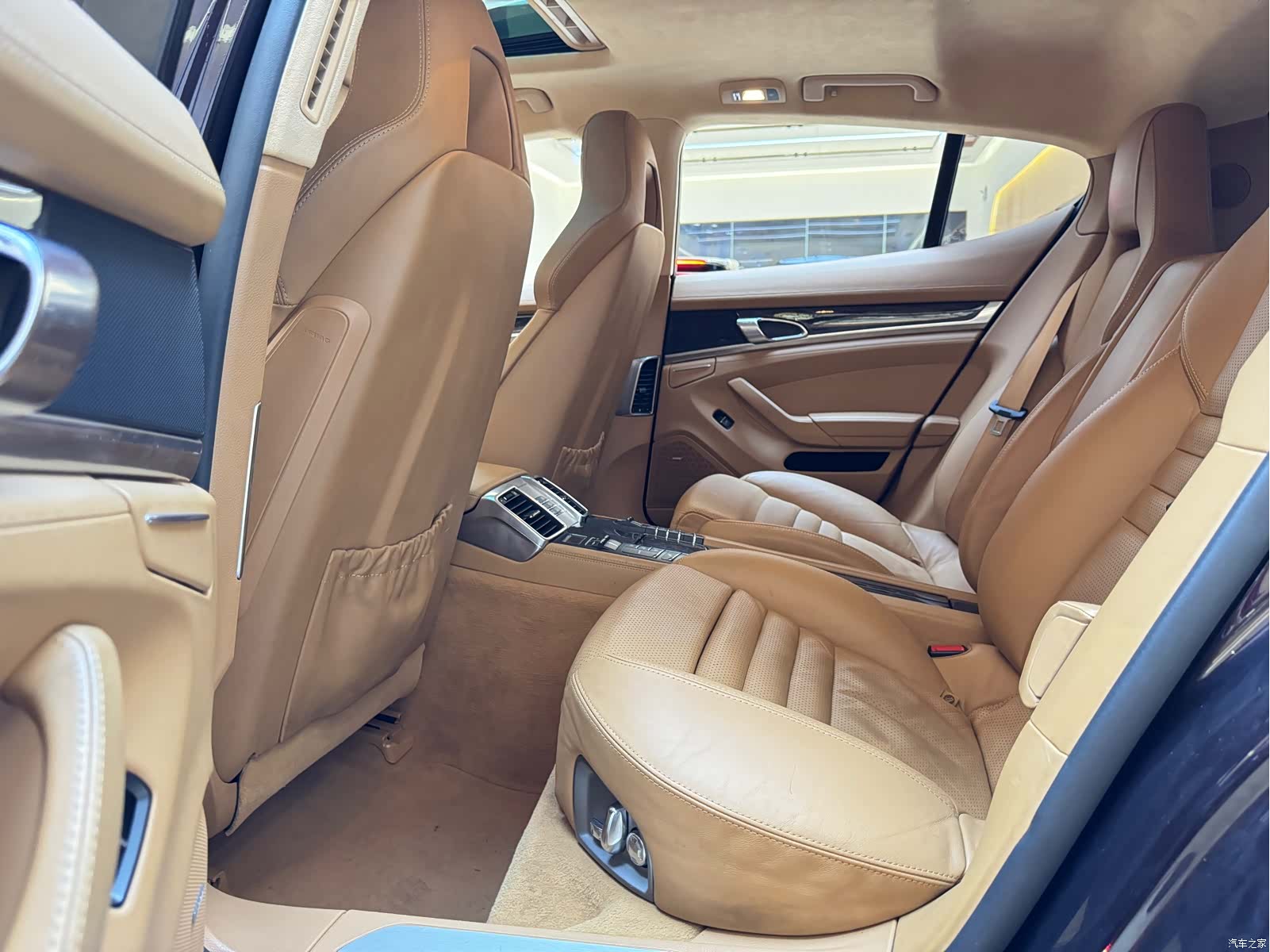 Porsche Panamera, 2010 10