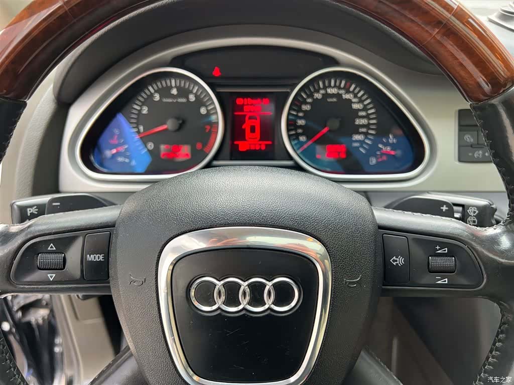 Audi Q7, 2008 13