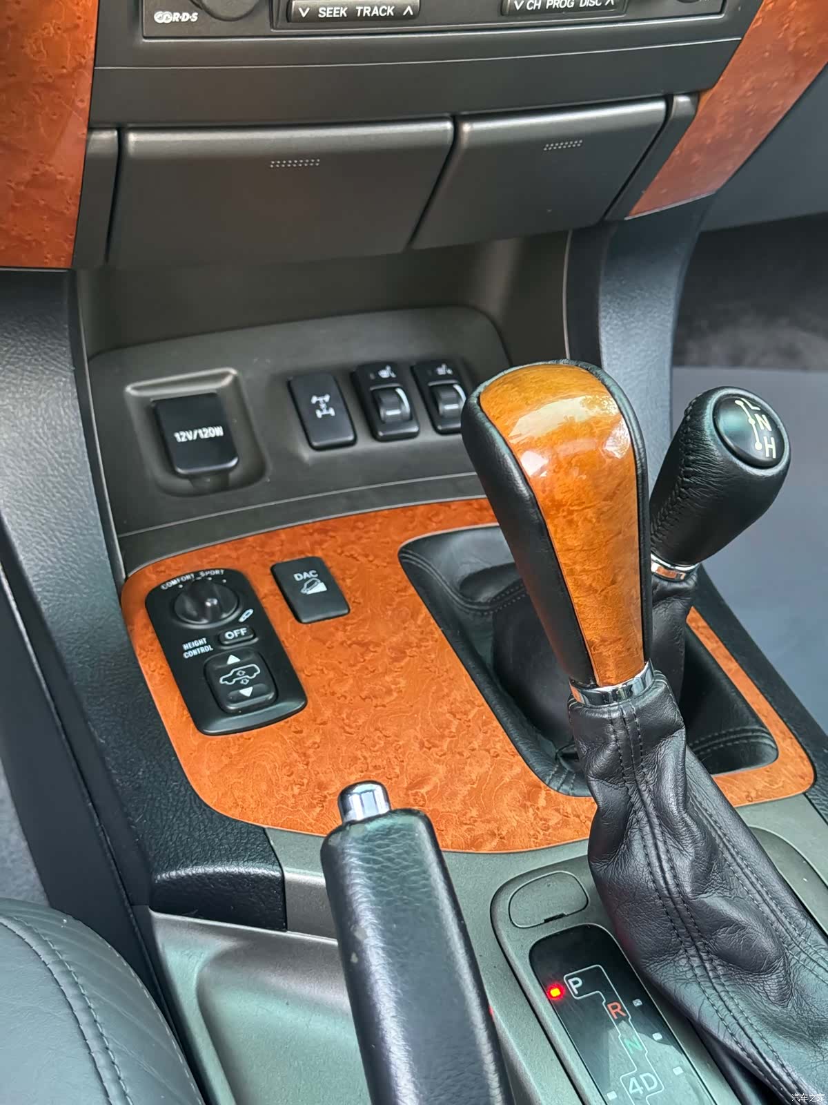 Lexus GX, 2005 21