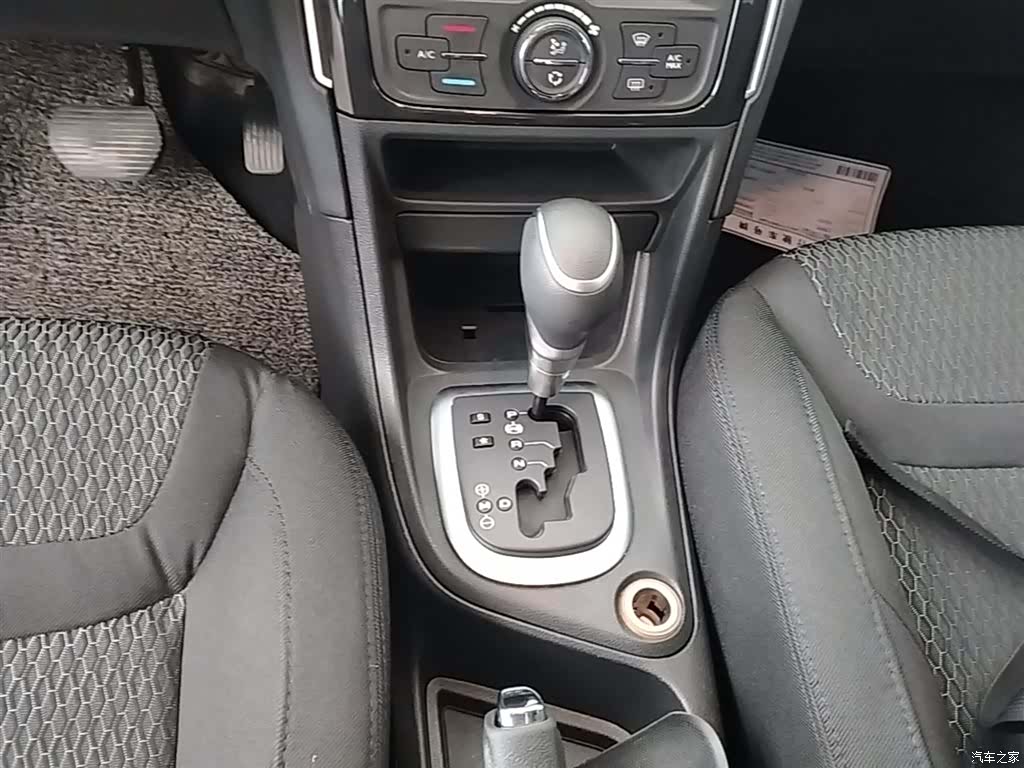 Peugeot 308, 2017 13