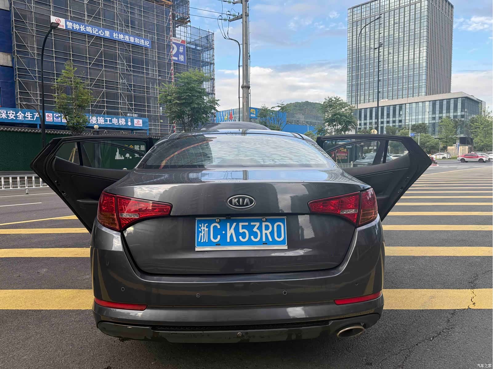 Kia K5, 2011 7